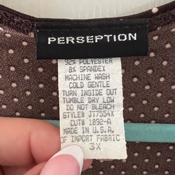 Perception Women's Top - Picture 2 of 5